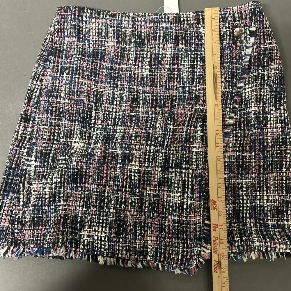 Ann Taylor Loft NWT Tweed Wrap Mini Skirt Size 12 Textured Preppy Chic Classics - Picture 4 of 7